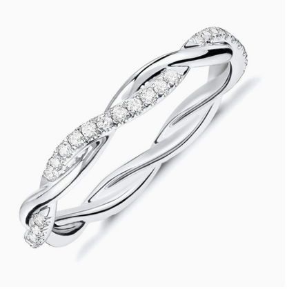 💎 Elegant Sparkle Ring — Made to Celebrate Love