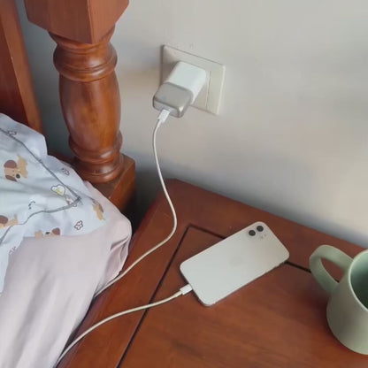 Smart Auto-Disconnect USB Charging Cable: Anti-Overcharge Protection